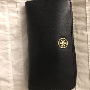 Tory Burch Robinson Wallet